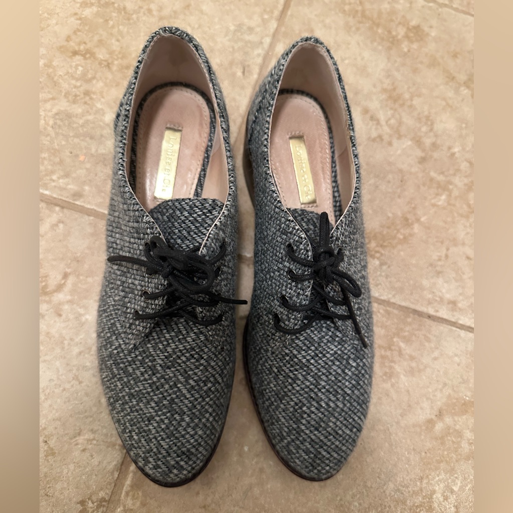 Gray Tweed Womens LaceUp Shoes In Size 6 Brand Louise Et Cie